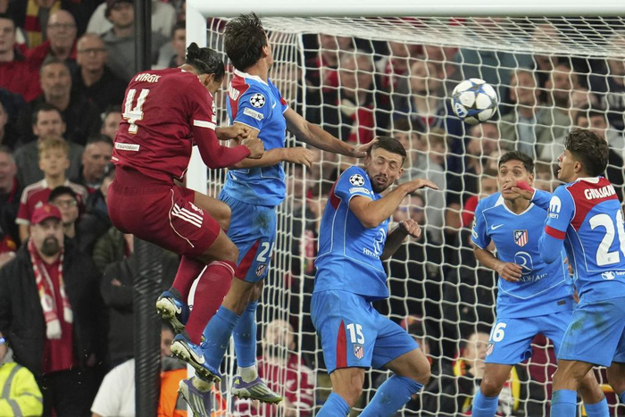 乐鱼体育app包含冲刺阶段意甲焦点战，利物浦复出首秀，震撼外界，阵容厚度经受考验的词条