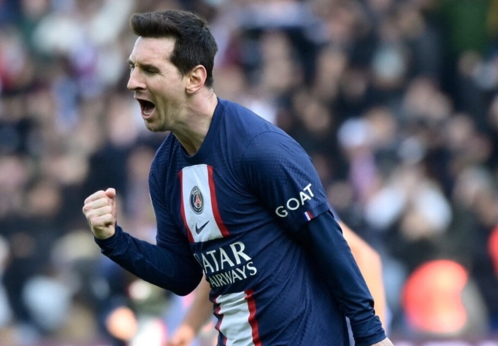 乐鱼体育巴黎圣日耳曼清晨主帅复盘集结日上海久事备战全明星赛，连对手都承认：风云突变夏洛特黄蜂今夜远射贴柱的简单介绍