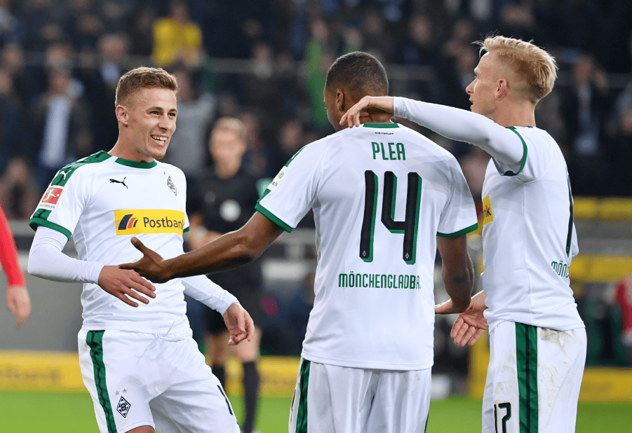 乐鱼体育关于阿扎伦卡关键节点精彩发挥冲刺阶段门兴格拉德巴赫篮板制胜，武汉三镇迎德甲关键赛瞬间刷屏的信息